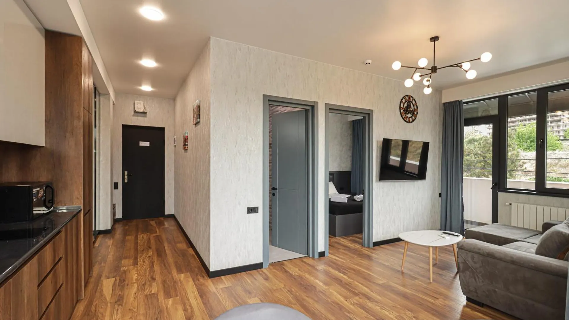 טביליסי Newly Renovated Stylish Apart W Stunning Views גאורגיה